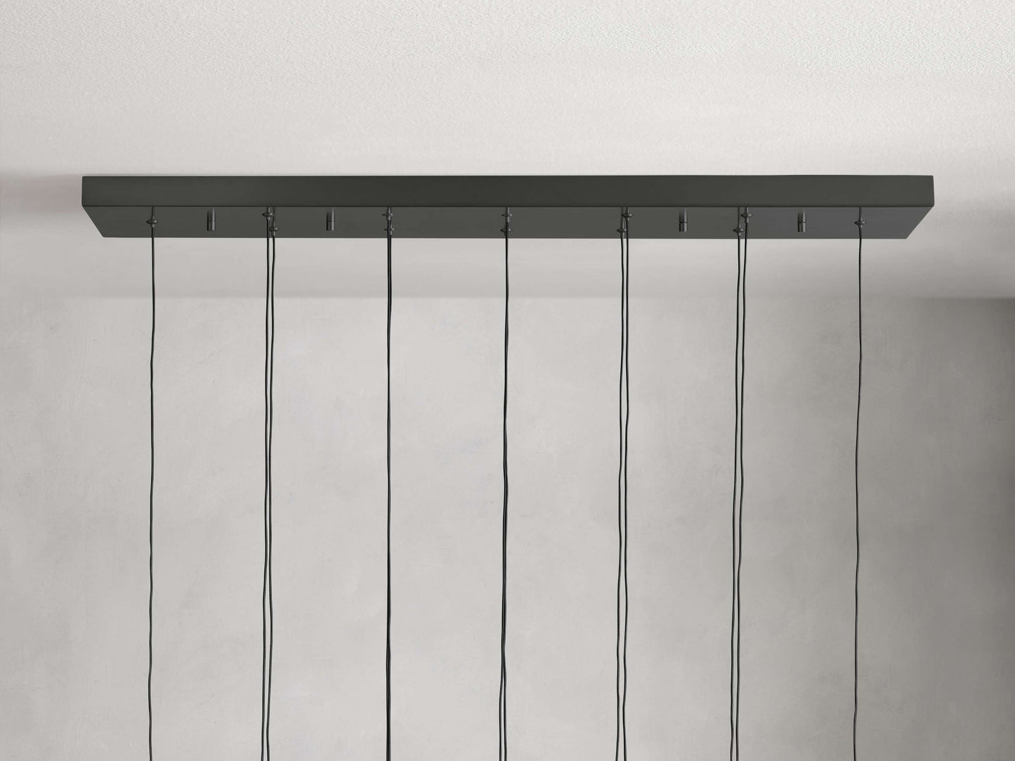 Solitaire Linear Chandelier 37"50"70"87"120"