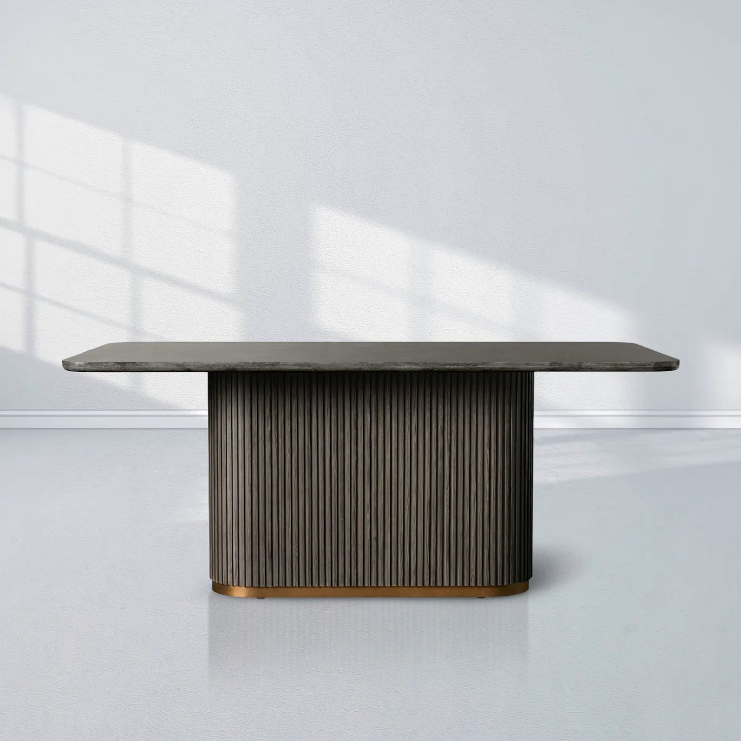 Finnley Dining Table