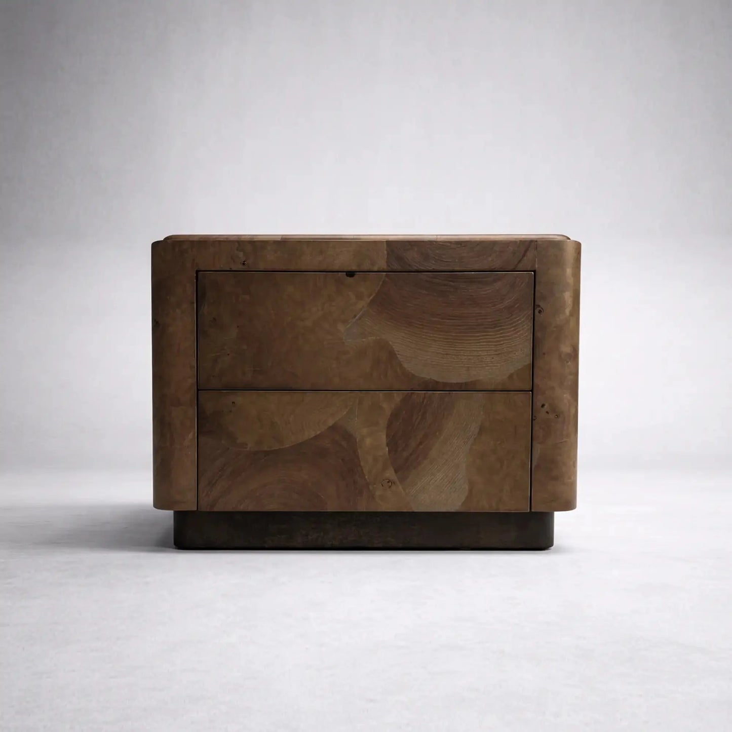 Loranco Closed Nightstand