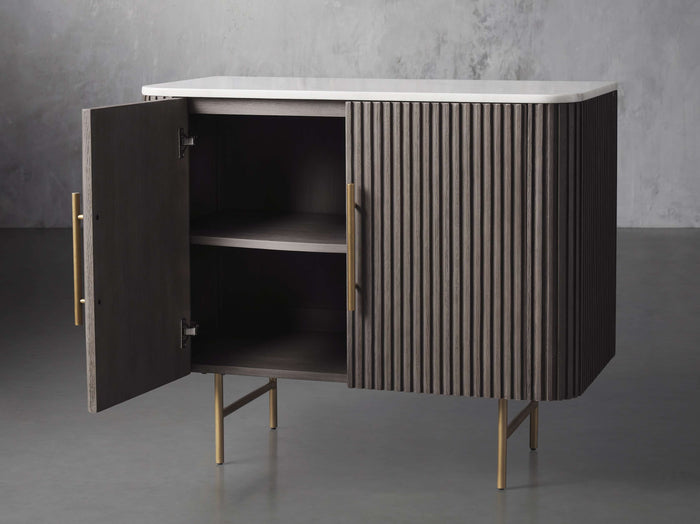 Finnley Hall Chest