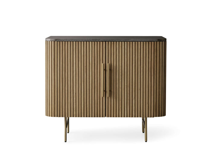 Finnley Hall Chest