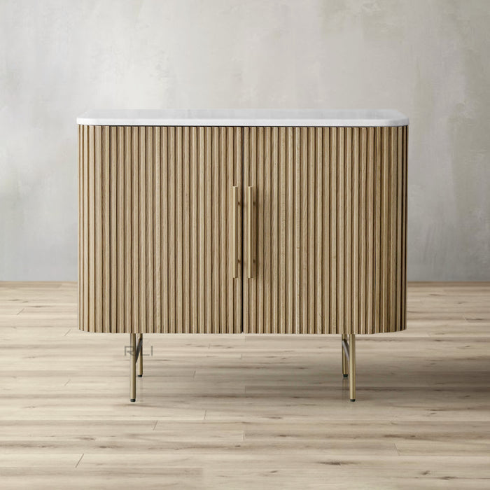 Finnley Hall Chest