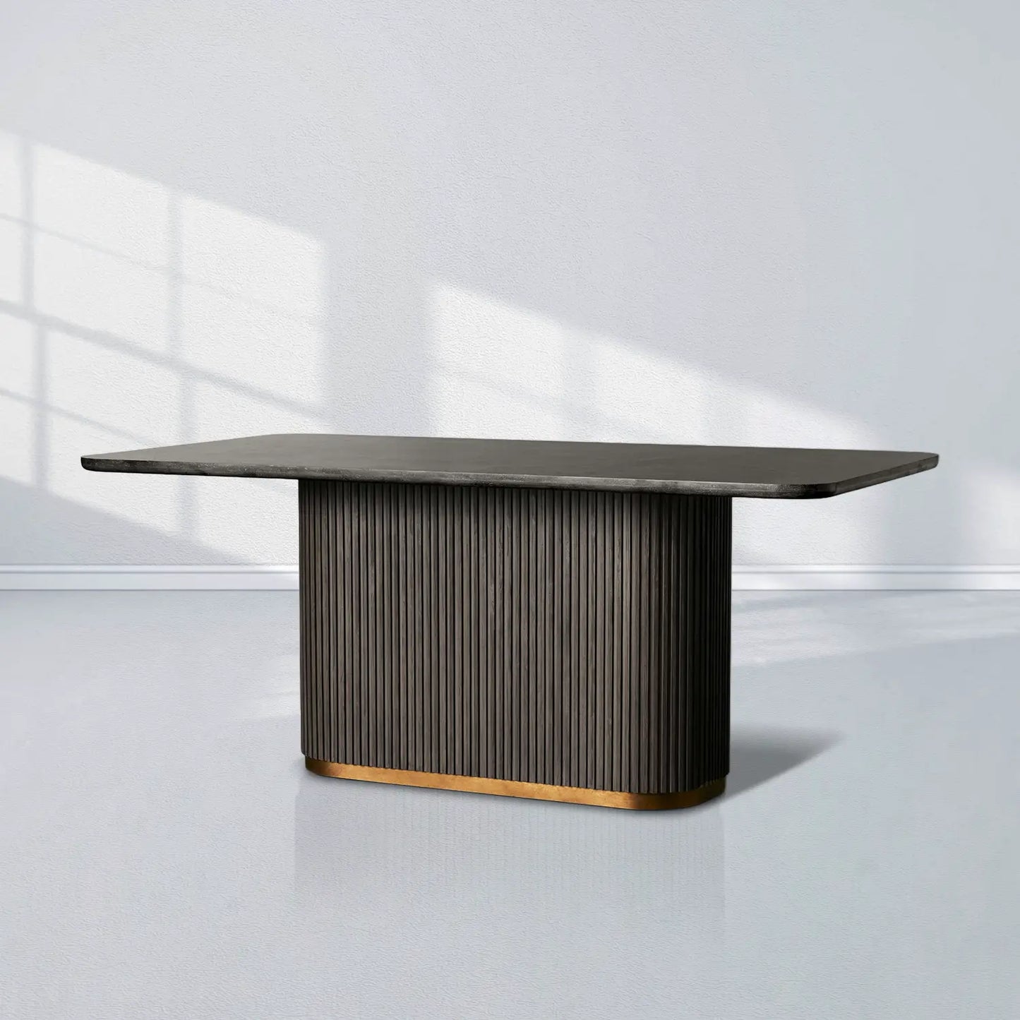 Finnley Dining Table